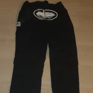 Corteiz cargos - Jättebra skick, storlek s, corteiz cargos.
