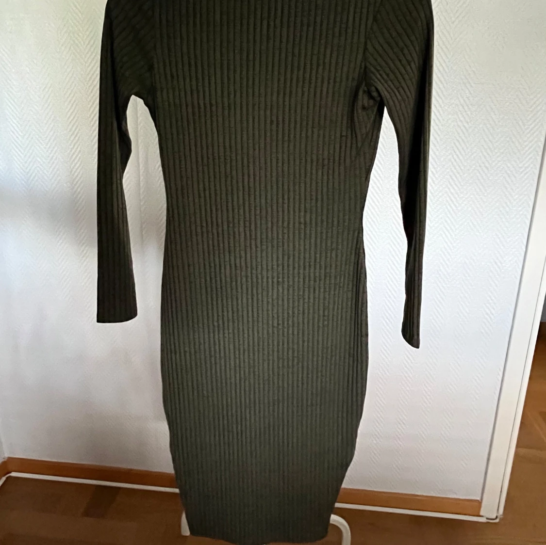 Figursydd klänning  - 92