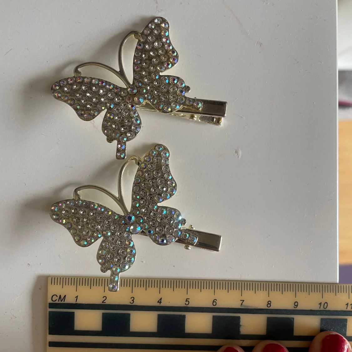 Söta hårspännen - 90