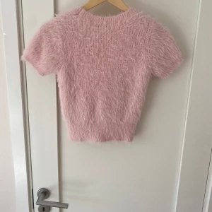 Rosa zara tröja - Helt ny fick i julas men den va för liten. Storlek S