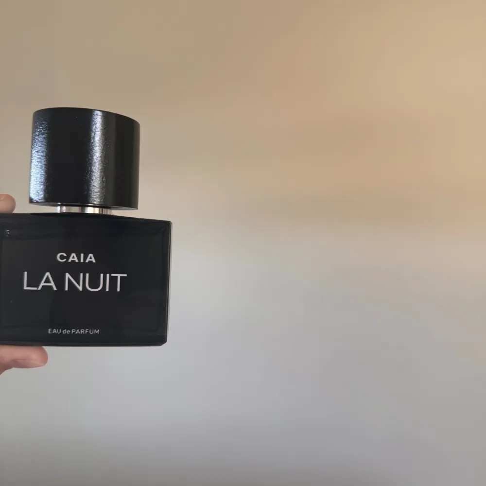 Knappt använd, säljer för att jag har andra. Perfume.