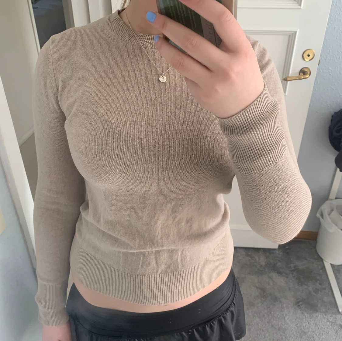 Uniqlo charsmire tröja  - 90