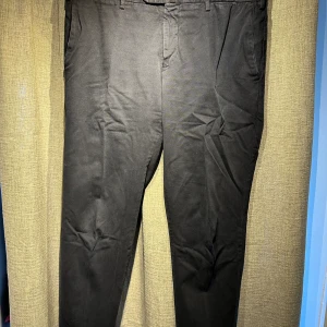 Chinos Rose & Born - Chinos från Rose & Born, använda men i gott skick! 