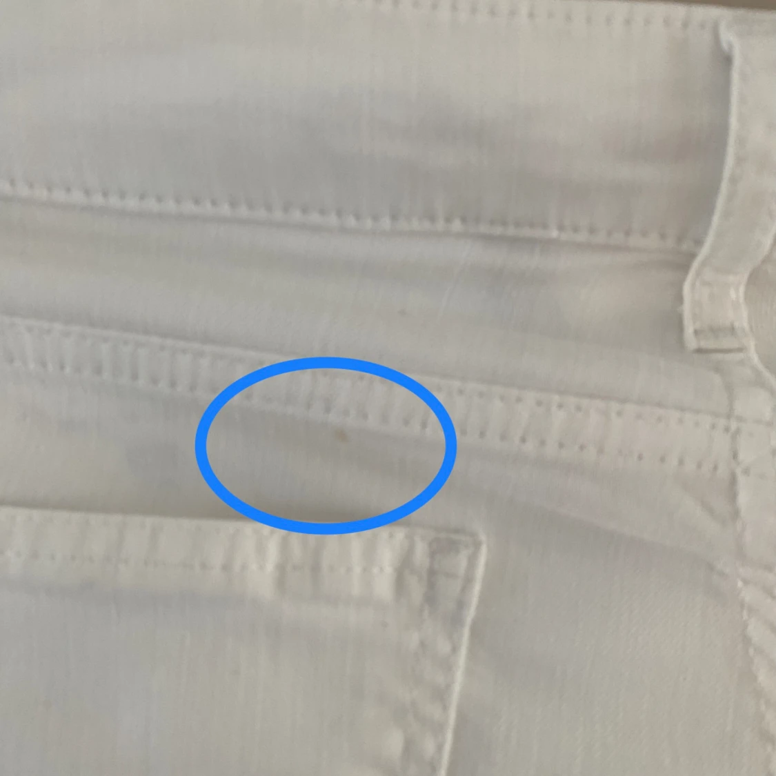 Vita jeans från Guess modell Eva, skinny leg strl tum 30. - 91