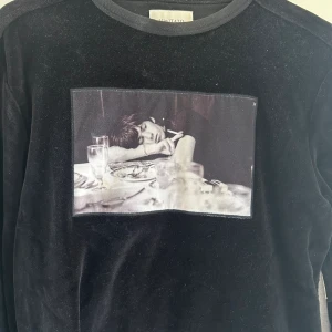 Limitato crewneck - Säljer denna då den inte längre kommer till användning Storlek M Cond 8/10