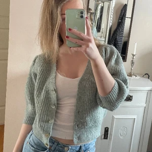 Grön cardigan - Bra skick