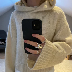 Stickad hoodie - Stickad hoodie🥰