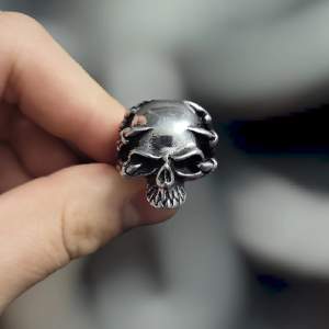 Stainless steel äkta ring Köpt för 500