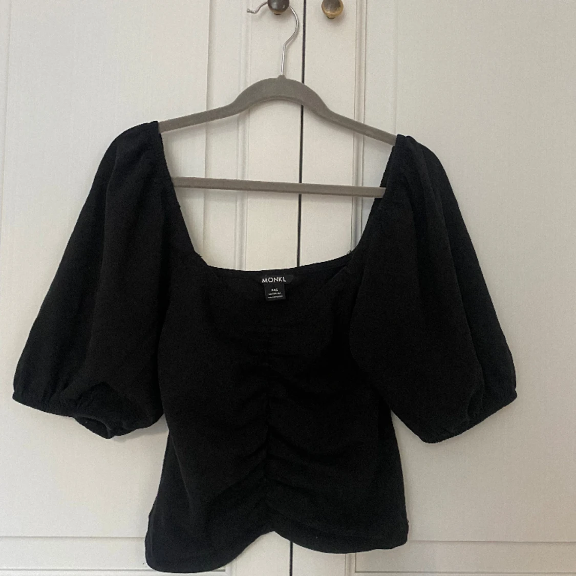 Svart topp monki - 90