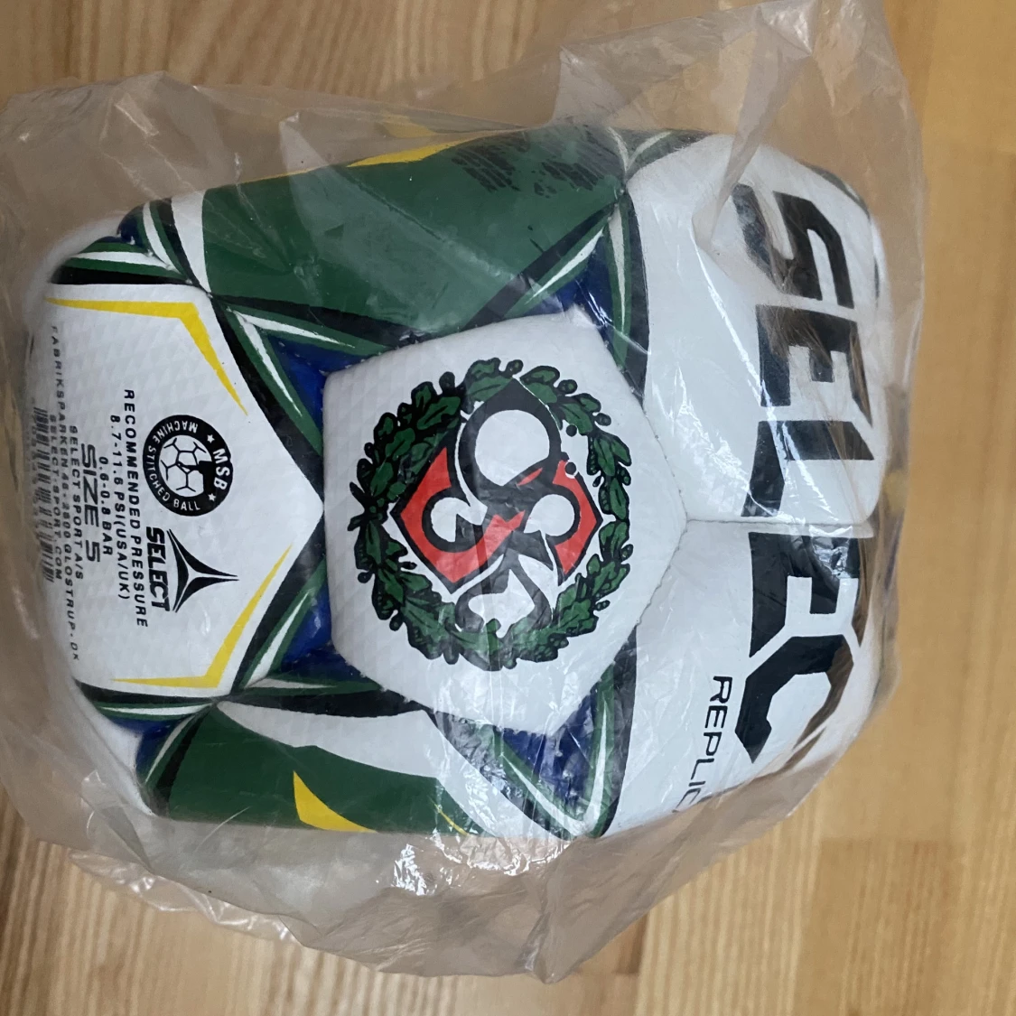 NY fotboll från Superettan! Size 5 - 90