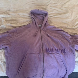 Ziphoodie asos  - Ziphoodie från asos i str m. Säljer pga att jag inte använder längre.