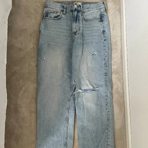 Jeans från Gina  - Jeans från Gina tricot i stolek 36