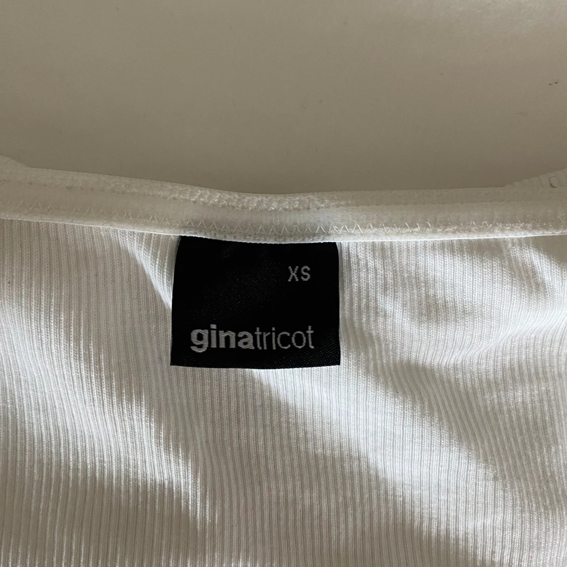 topp - ginatricot  - 91