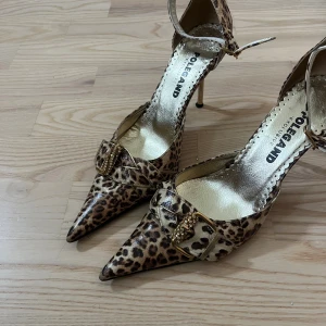  leopard klackar  - Snygga leopard klackar som är köpta vintage. 