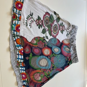 Desigual kjol - Somrig kjol från Desigual
