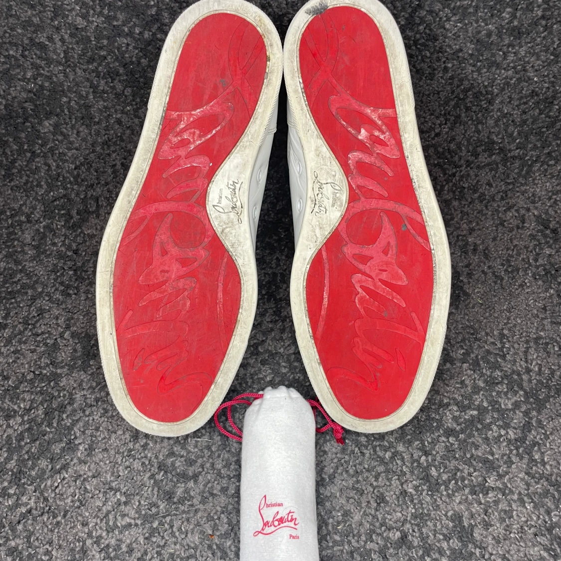 Christian Louboutin  - 92