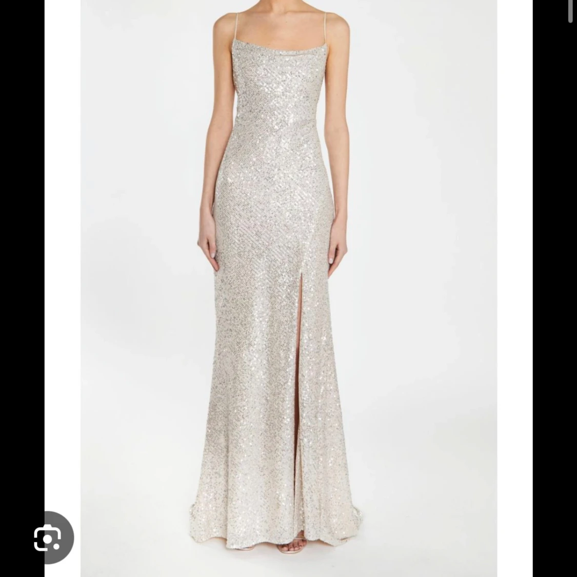Glittrig Balklänning