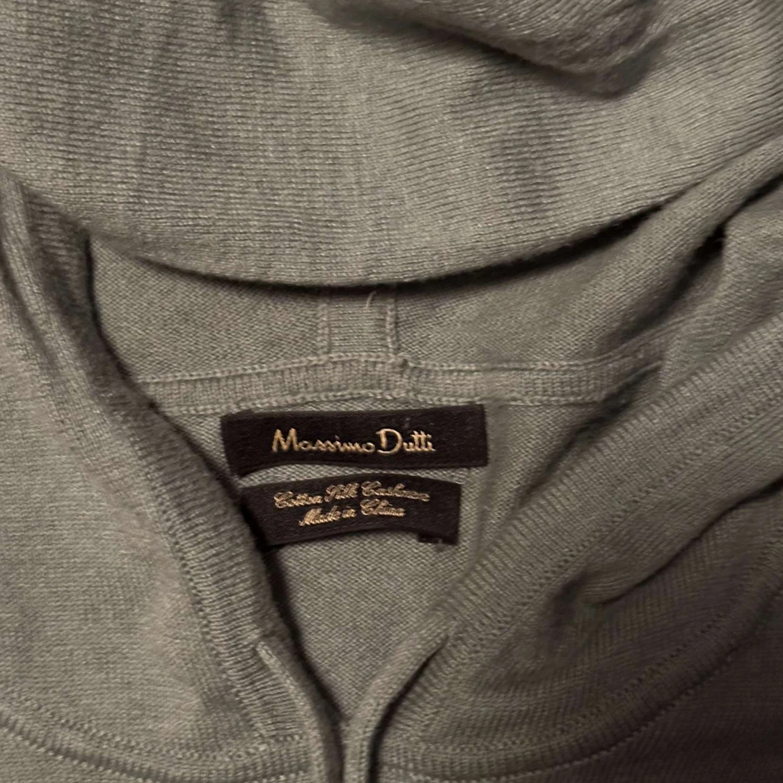 Massimo dutti tröja - 90