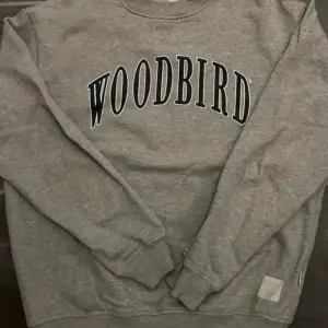 Snygg och skön woodbird sweatshirt i storlek XS
