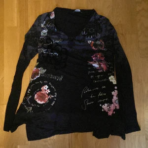 Tröja i storlek S/M - Fin tröja i storlek S/M (men står XS)🩷