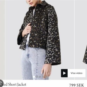 Leopardjacka - Säljer denna leopardjackan från nakd❤️ köpt för 800kr, använd 2 gånger