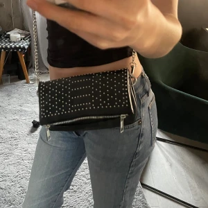 Jätte fin handväska  - Jätte fin handväska. Bra sick. Nypris 250