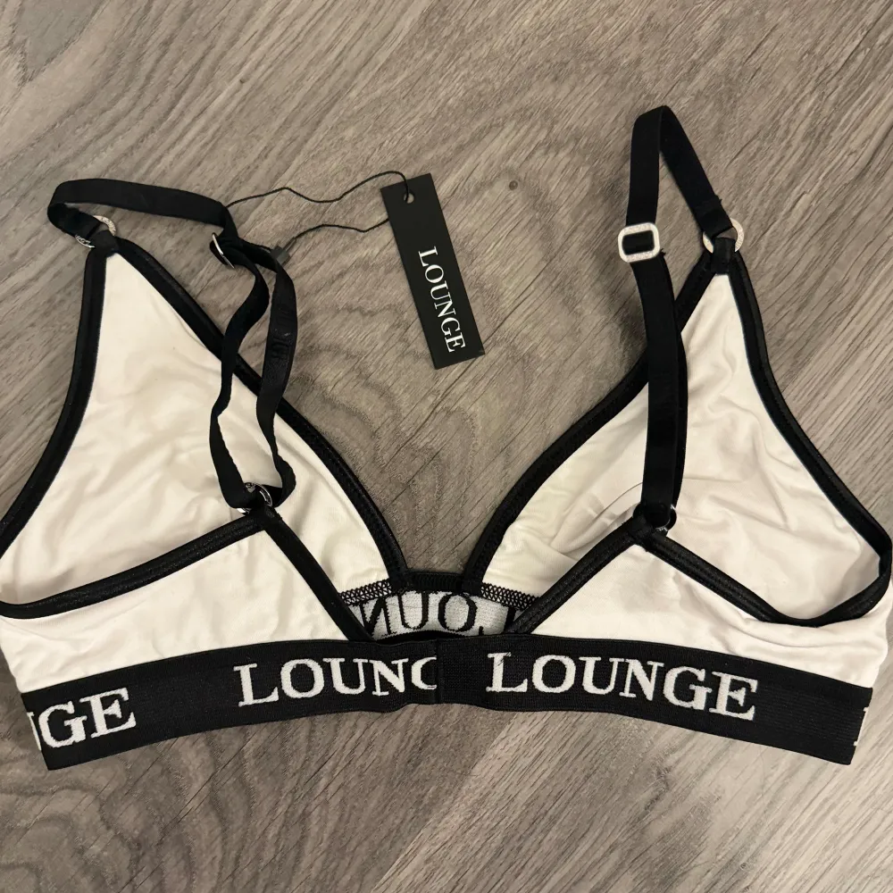 Oanvänd från loungeunderwear strl S🤍 har orginal förpackning kvar. Övrigt.