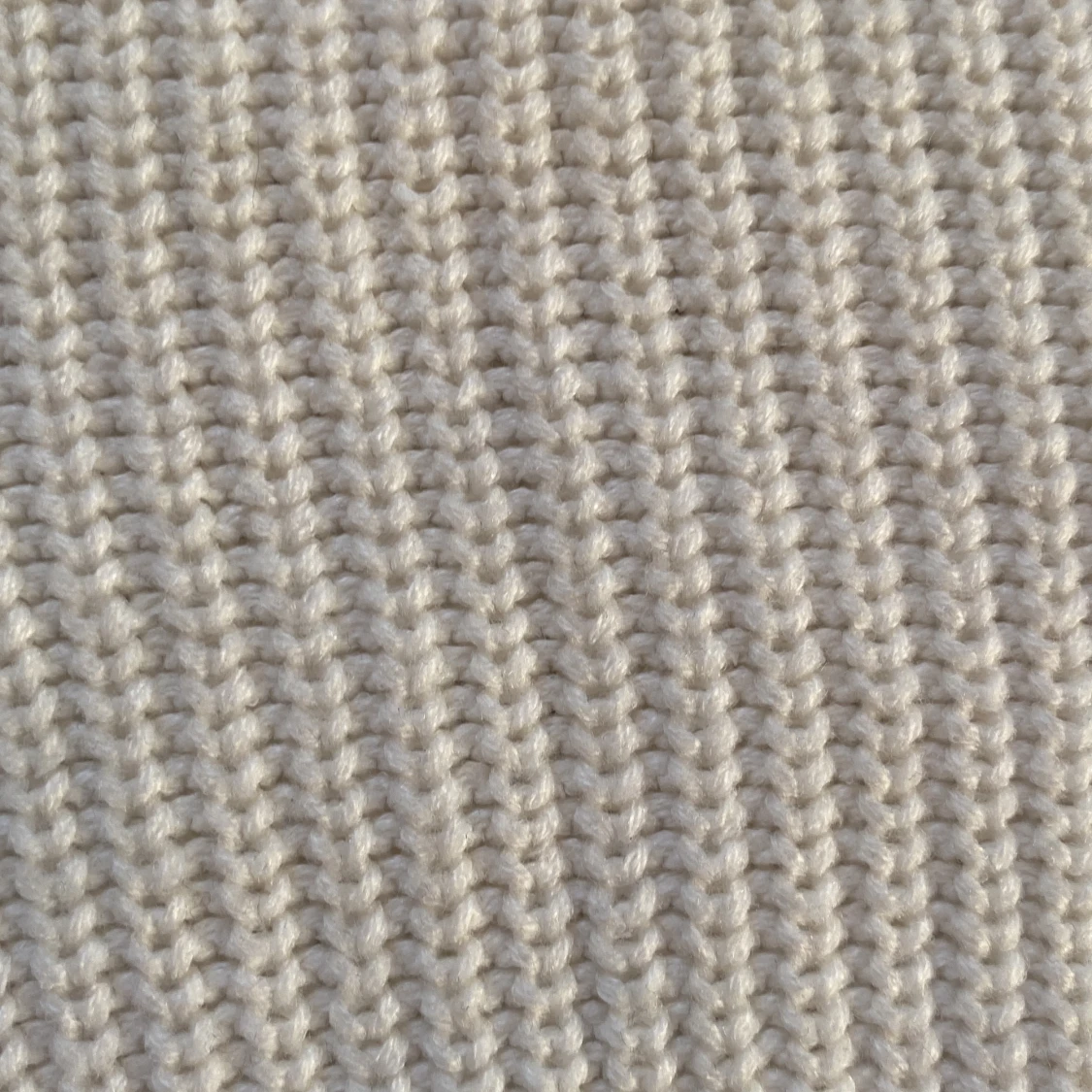 Vit stickad crop top - 90