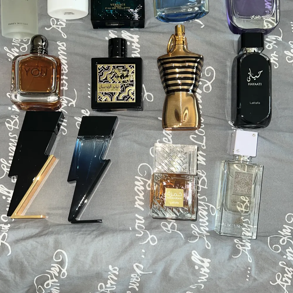 Skriv om ni är intresserade av samples på dessa parfymer! Finns sampleflaskor i storlek 3/7/10ml 🤝🏻. Accessoarer.
