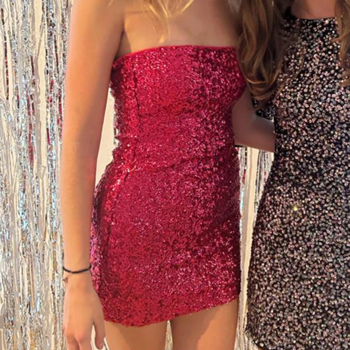 Mini paljettklänning