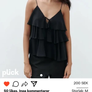 Zara linne  - Fint volang linne från zara. Säljs då de inte kommer till användning. Fint skick😊 Hör av er vid frågor och intresse!💕