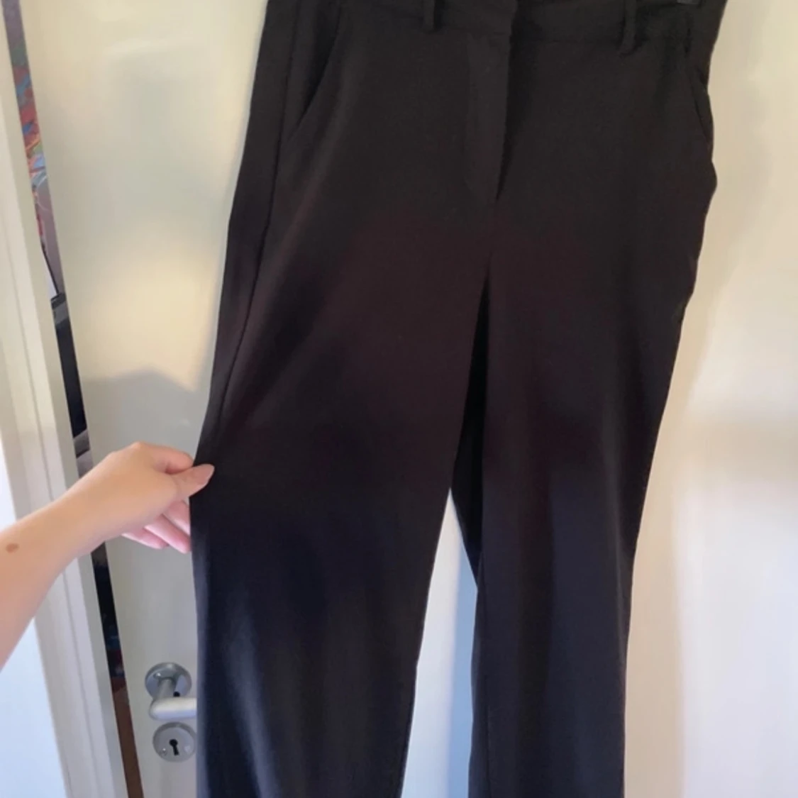 Svarta kostymbyxor med hög midja  - 90