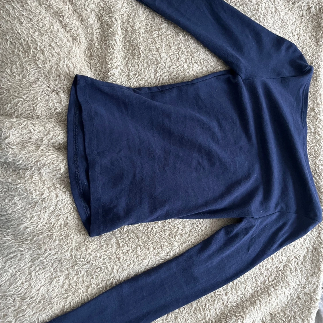  Marinblå långärmad tröja  - 91