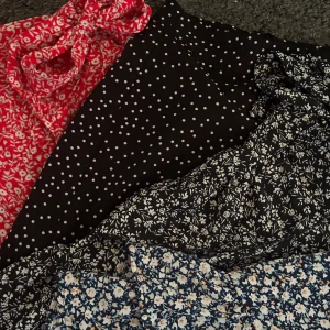 Kjolar  - Kjolpaket 4 st. Alla i strl XS/S från shein, i bra skick. Säljer pga för små