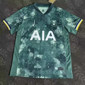 Premier league fotbollströjor 24/25 - Premier league fotbollströjor från säsongen 24/25, finns i flera storlekar. Skriv meddelande till oss vid köp. 369 kr st.