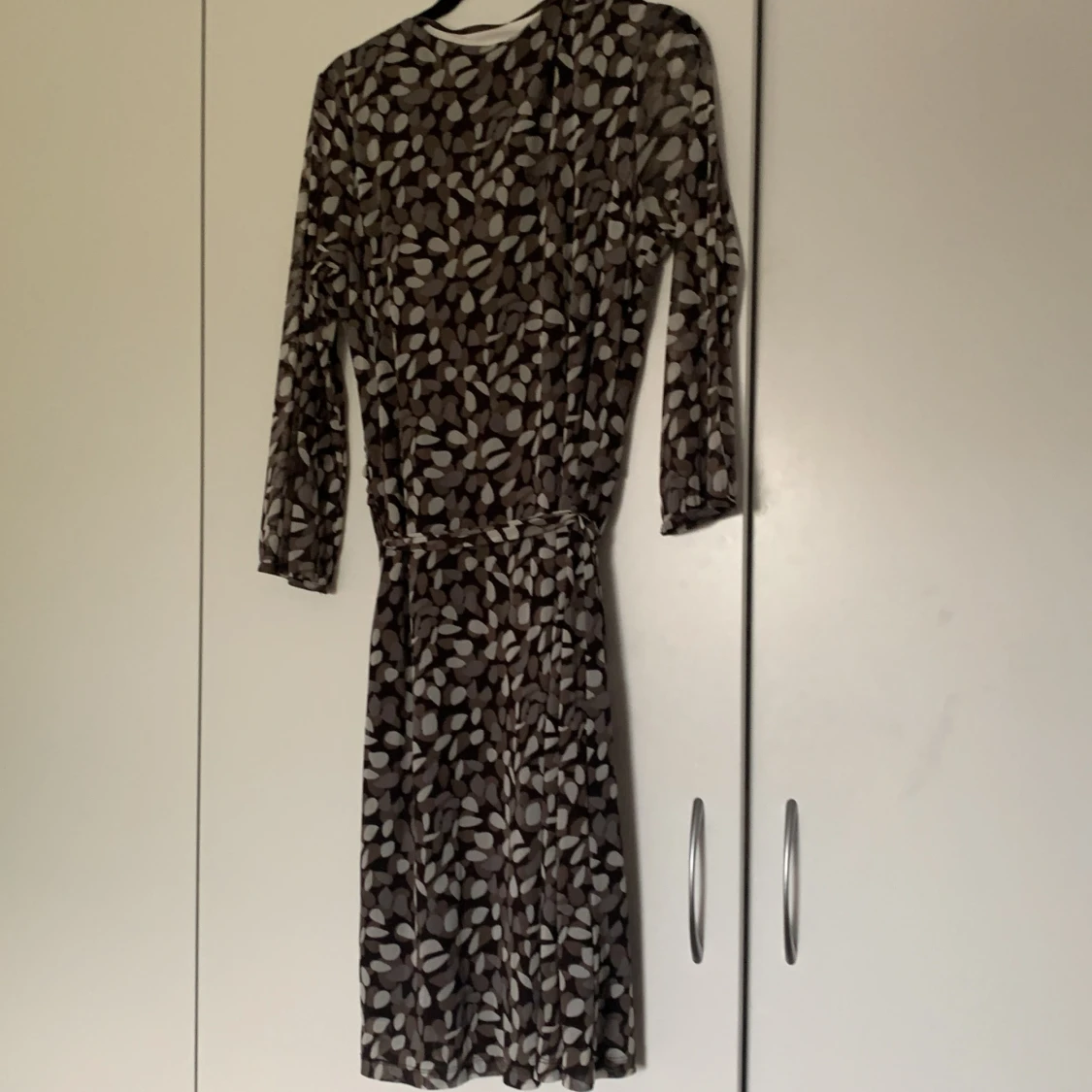 Mönstrad klänning från Esprit - 90