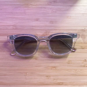  chimis clear 02 - Nyskick, box följer med❤️ färg clear i superfina modellen 02🥰 pris kan absolut diskuteras! Skicka prisförslag, tveka inte att höra av dig vid funderingar💞