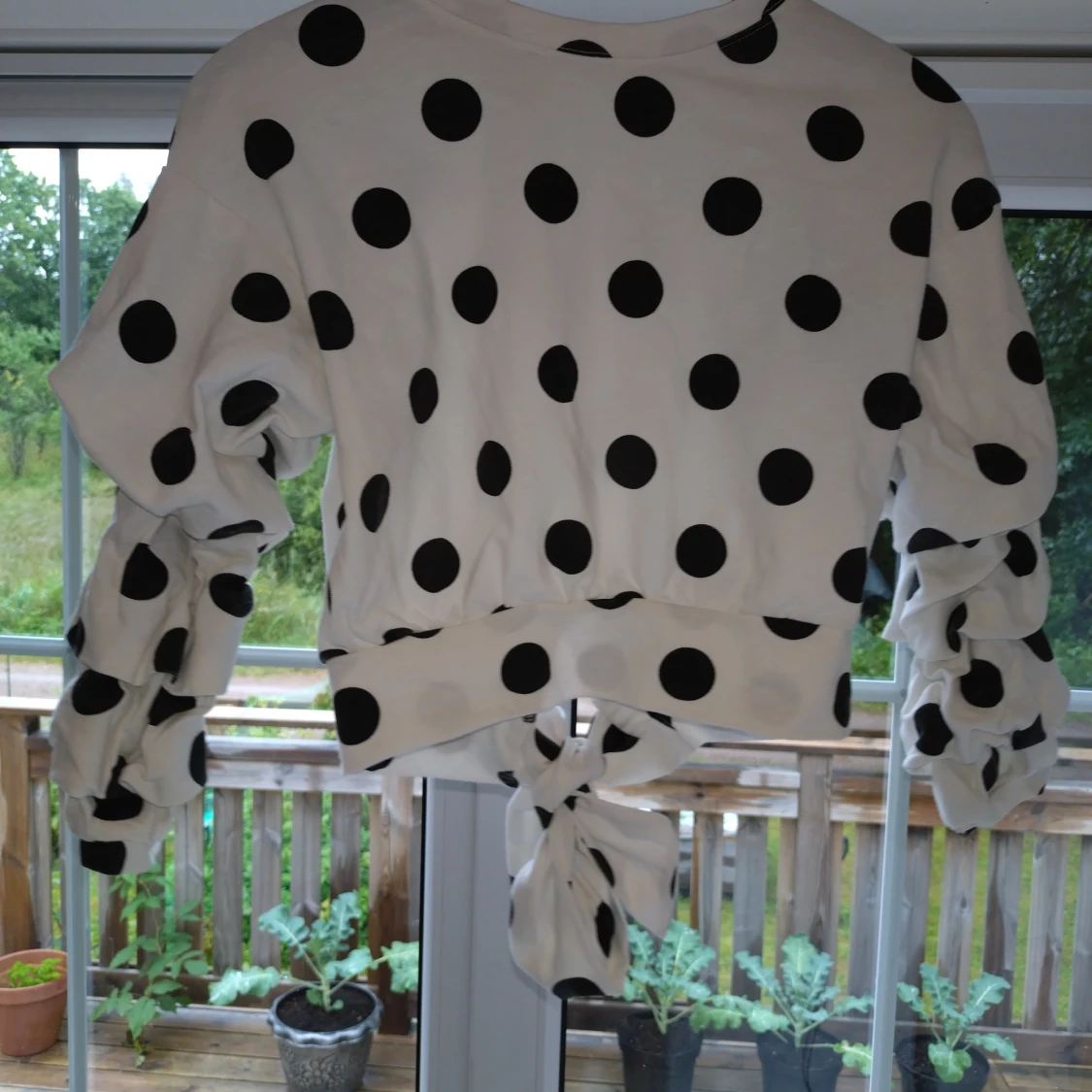 Kort tröja i storlek S - 91