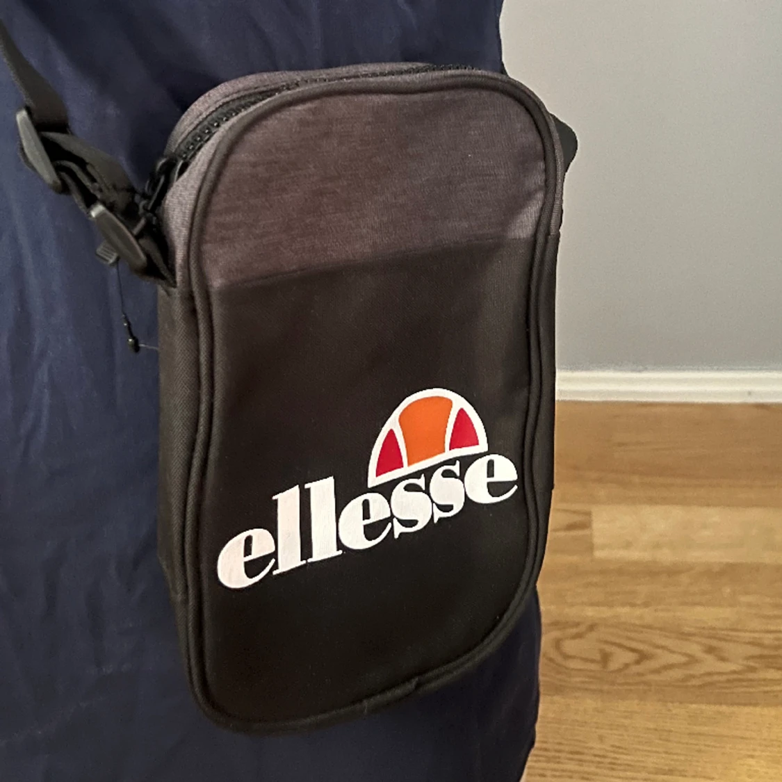 Ellesse väska - 90