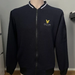 L&S zip up - Aldrig använd!