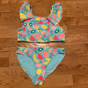 Bikini ny - Aldrig använd eller ens testad i storlek 158/164