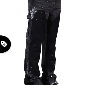 Flare denim  - Oanvända jeans från reputation studios bra skick ny pris 109 dollar vilket motsvarar över 1200 kr 