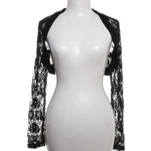 Spetsbolero - Så fin! Strl S. Fint skick!