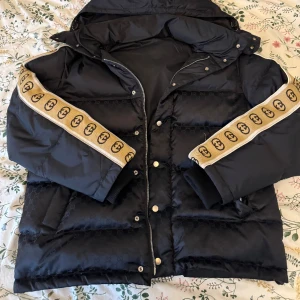 Gucci jacka  - Gucci jacket size M, worn a few times 