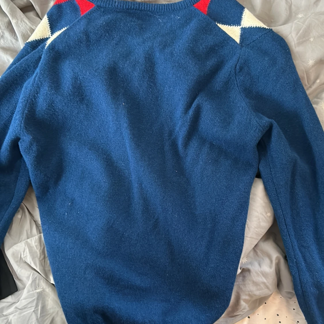 Blå stickad tröja - 91