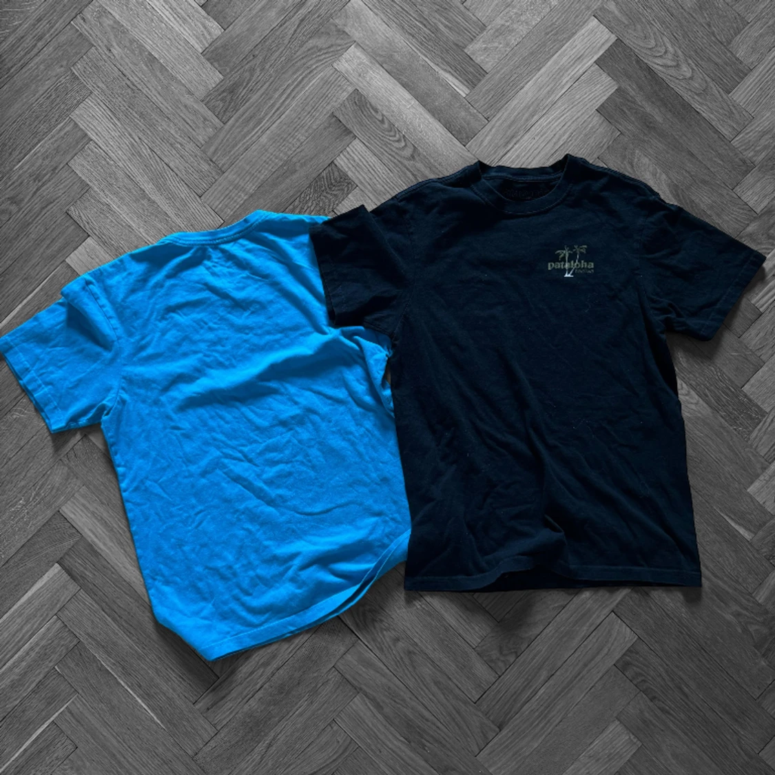 2x Patagonia T-Shirt - 90