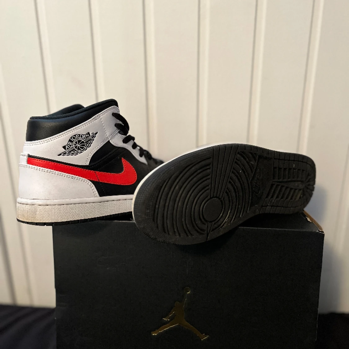 Jordan 1 Mid - 90