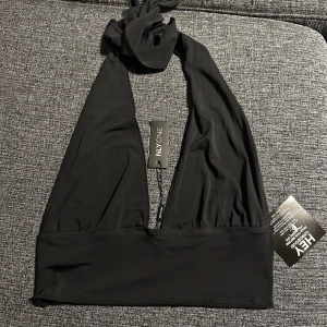 Crop top 50 - Ny med prislapp. 50 kr