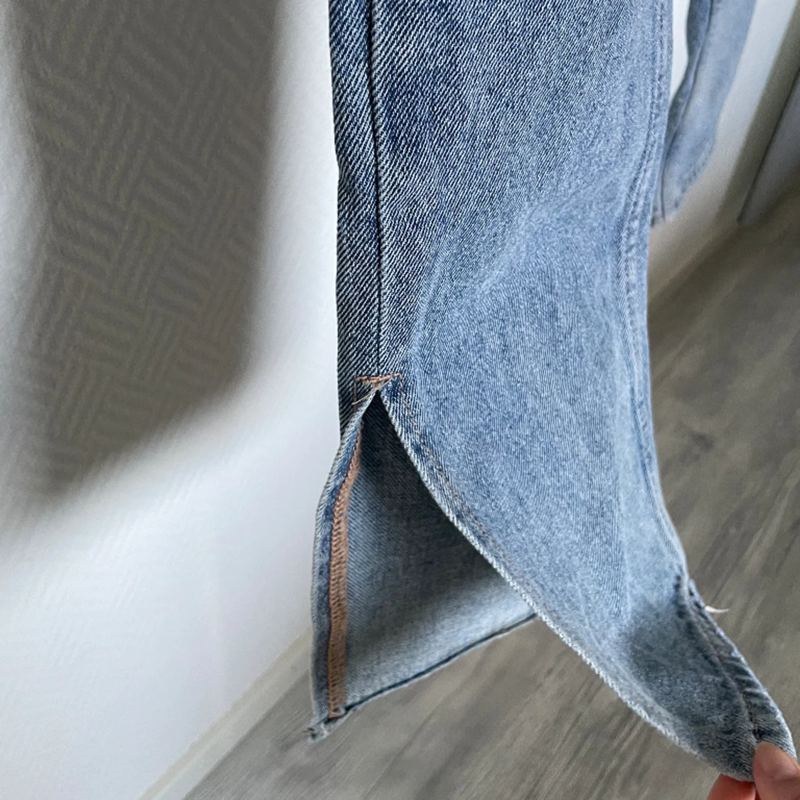 Jeans med slit  - 91