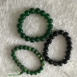 Trender Beaded Armband  - Fri stlk  59kr/st  Helt ny 